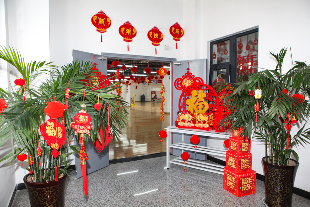 春节不打烊，龙八头号陪你牛！| 龙八头号微电举办新春游园活动